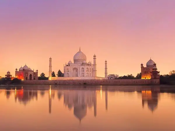 2. Taj Mahal Agra